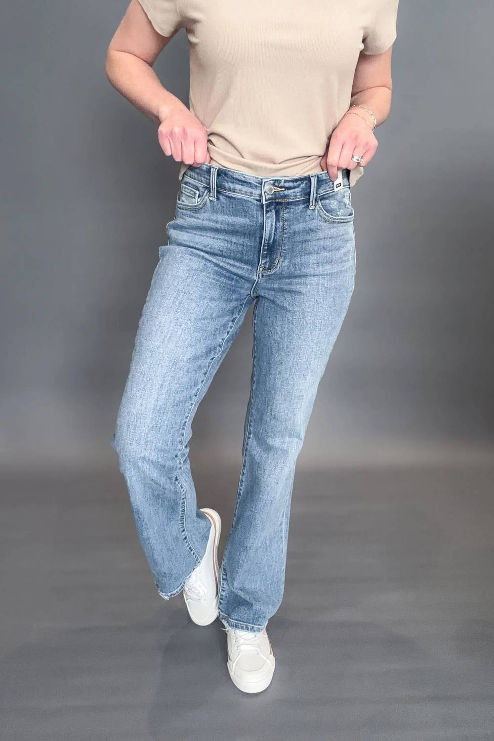 Judy Blue - Sabrina Mid Rise Vintage Wash Boot Cut Jeans