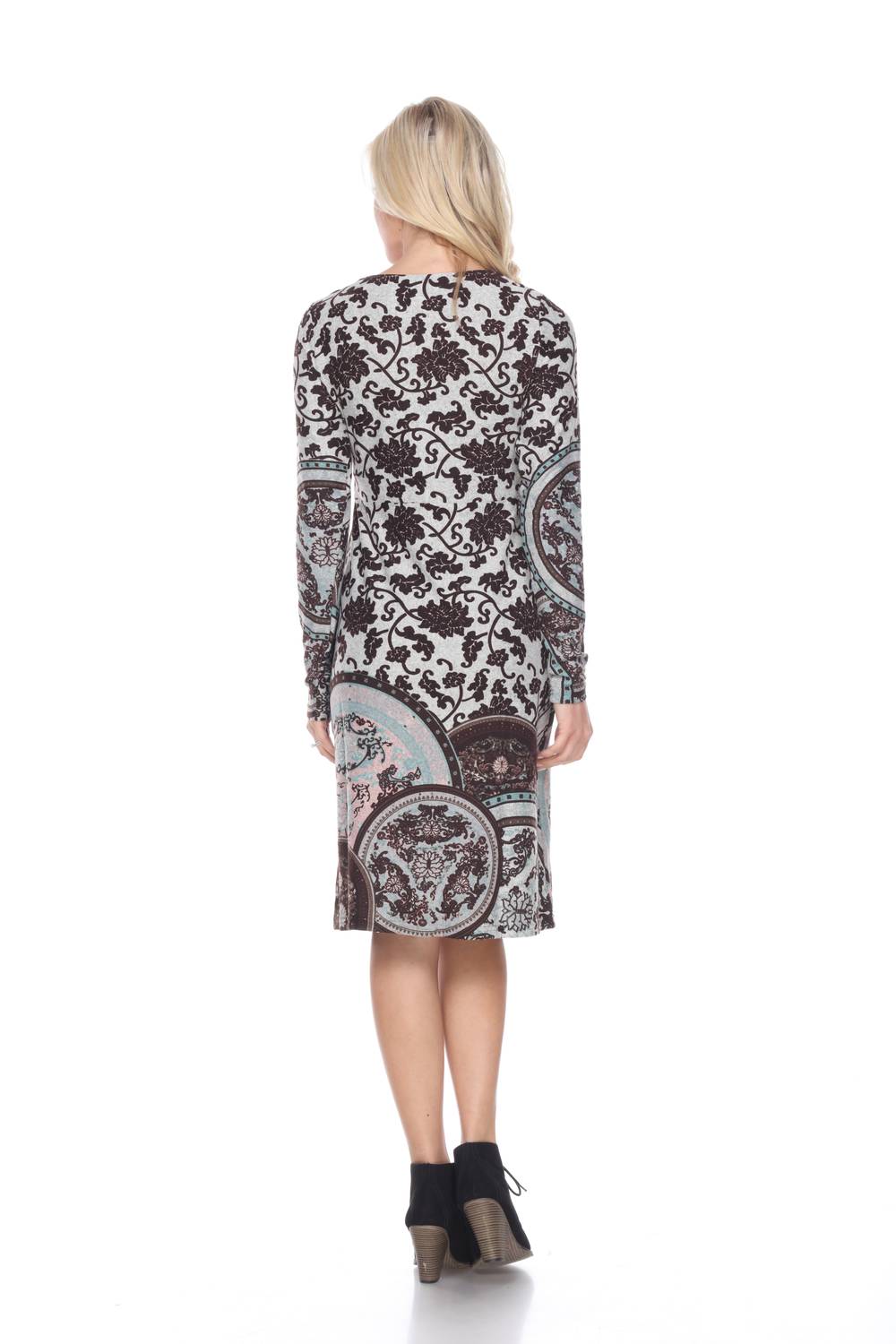 White Mark - Naarah Embroidered Sweater Dress