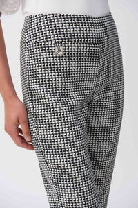 Joseph Ribkoff - Geometric Jacquard Crop Pull On Pants