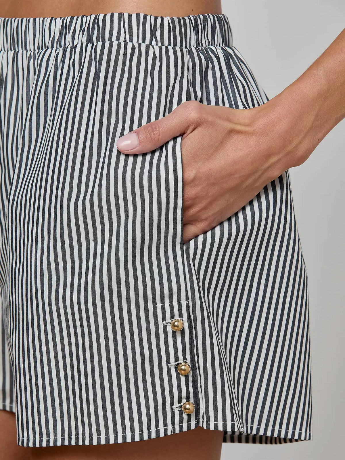 L'Agence - Amiya Cover-Up Short
