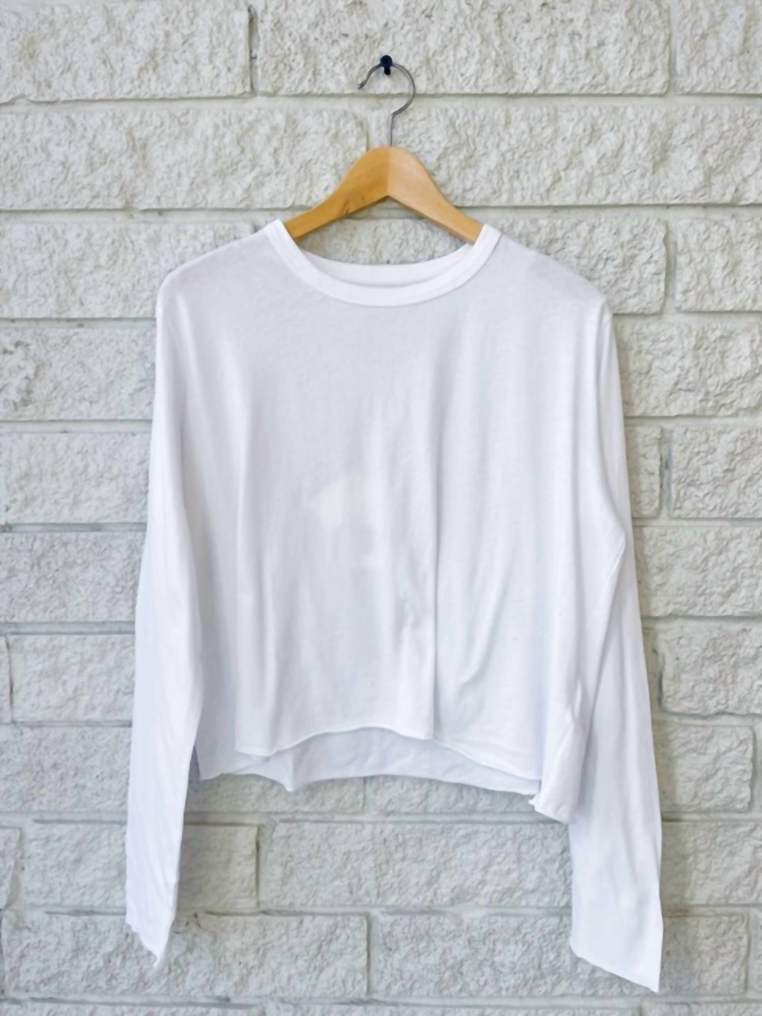 The Great. - Long Sleeve Crop Tee
