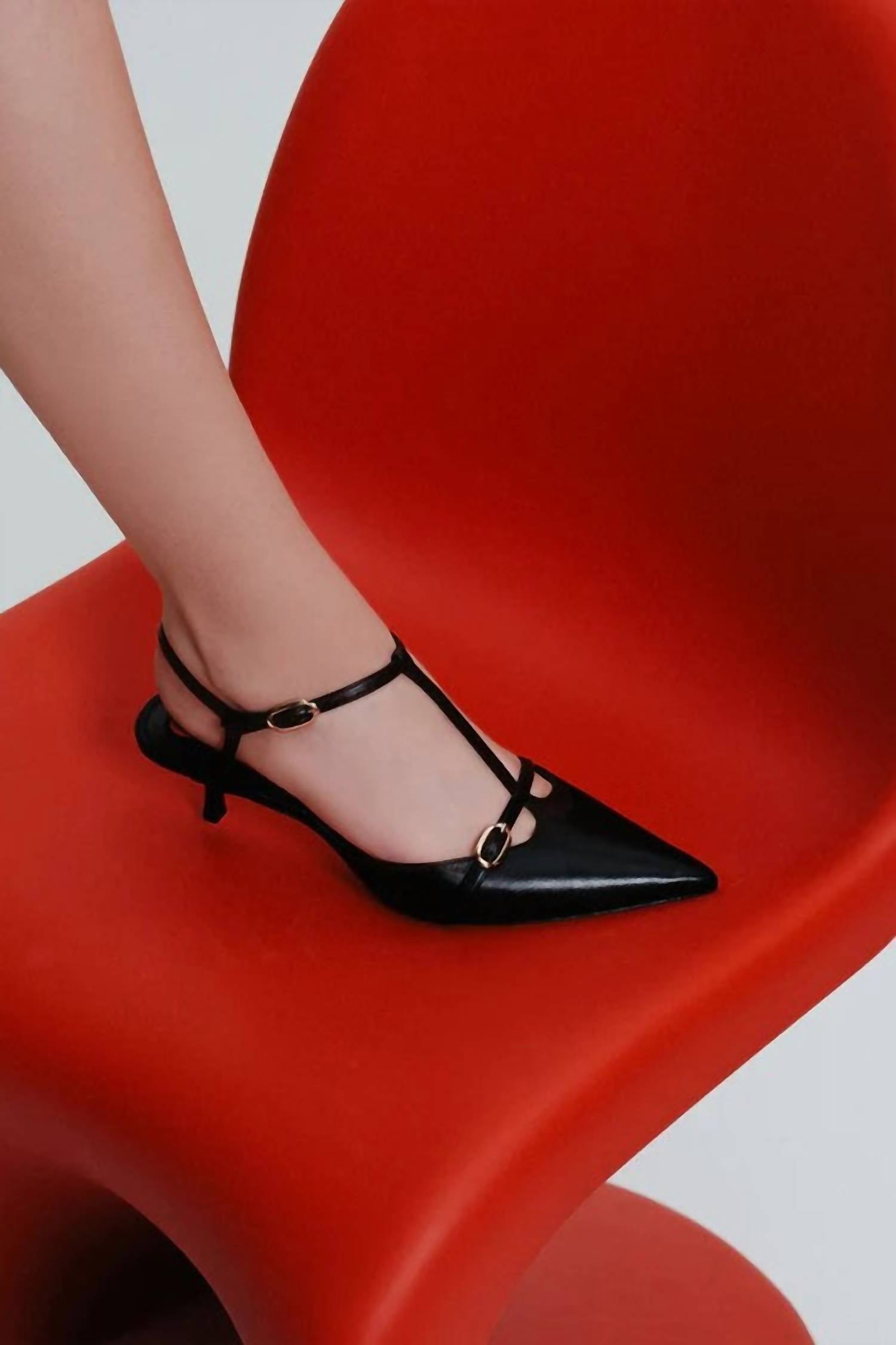 Larroude - Grace Pump