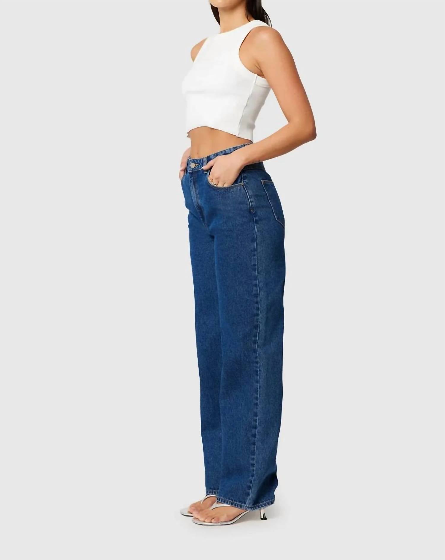 Abrand Jeans - Carrie Straight-leg Jean