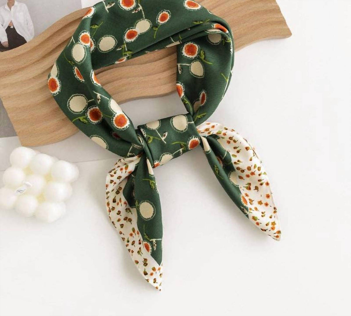 Funkyrel - Women's Dandelion Print Ruffle Scarf And Head Wrap