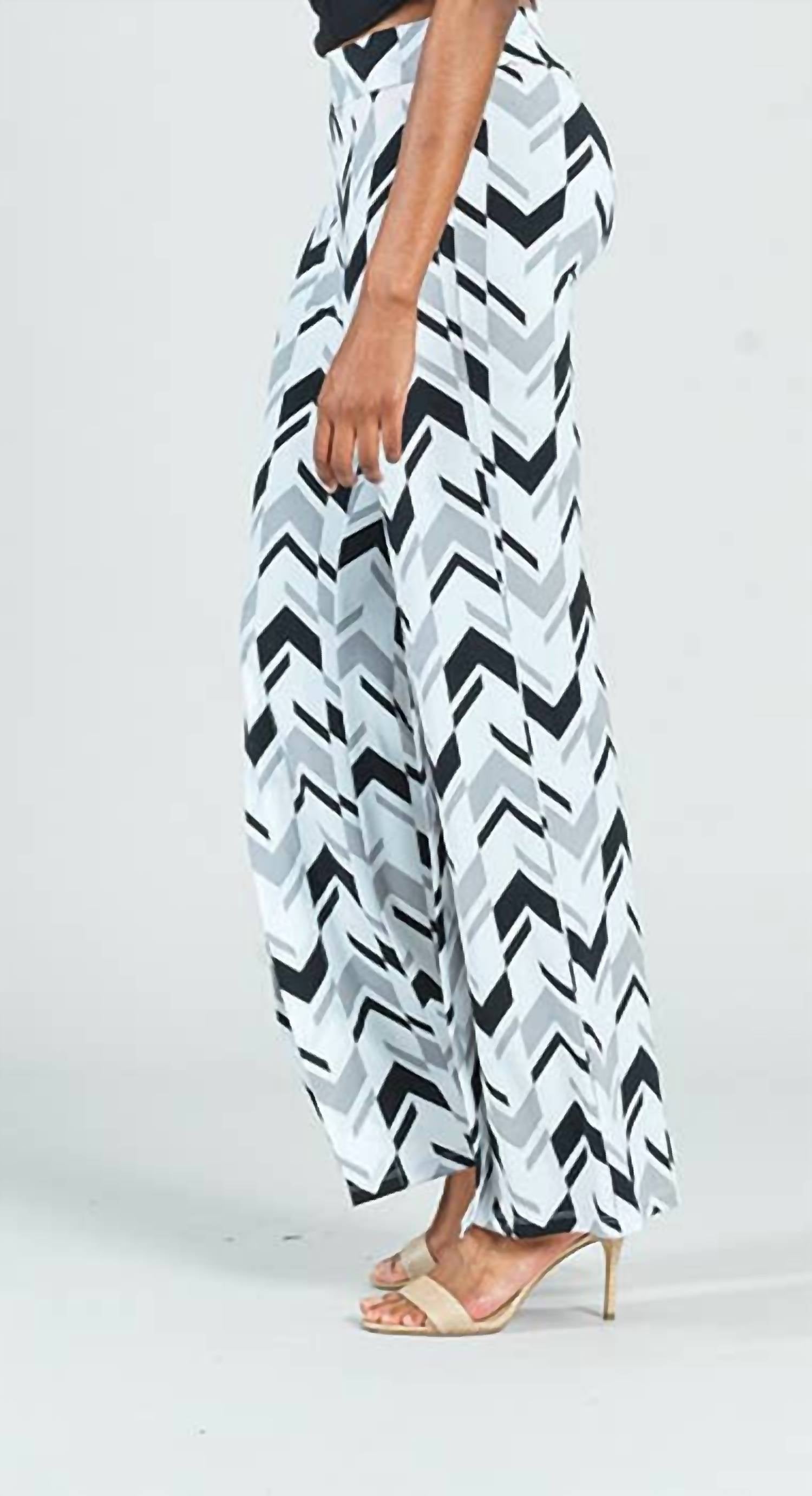 Clara Sunwoo - Kick Front High Slit Pant