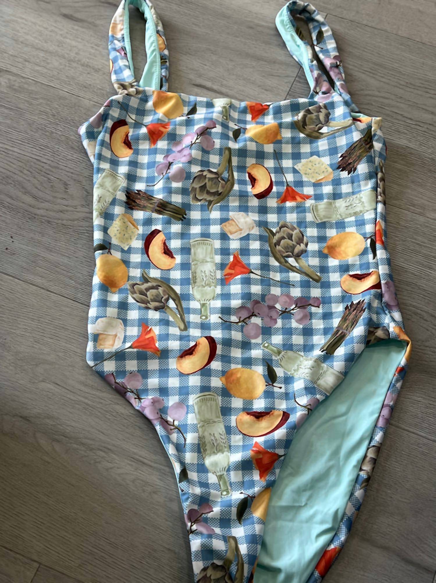 Aqua - Lisa Says Gah Printed One Piece Swimsuit