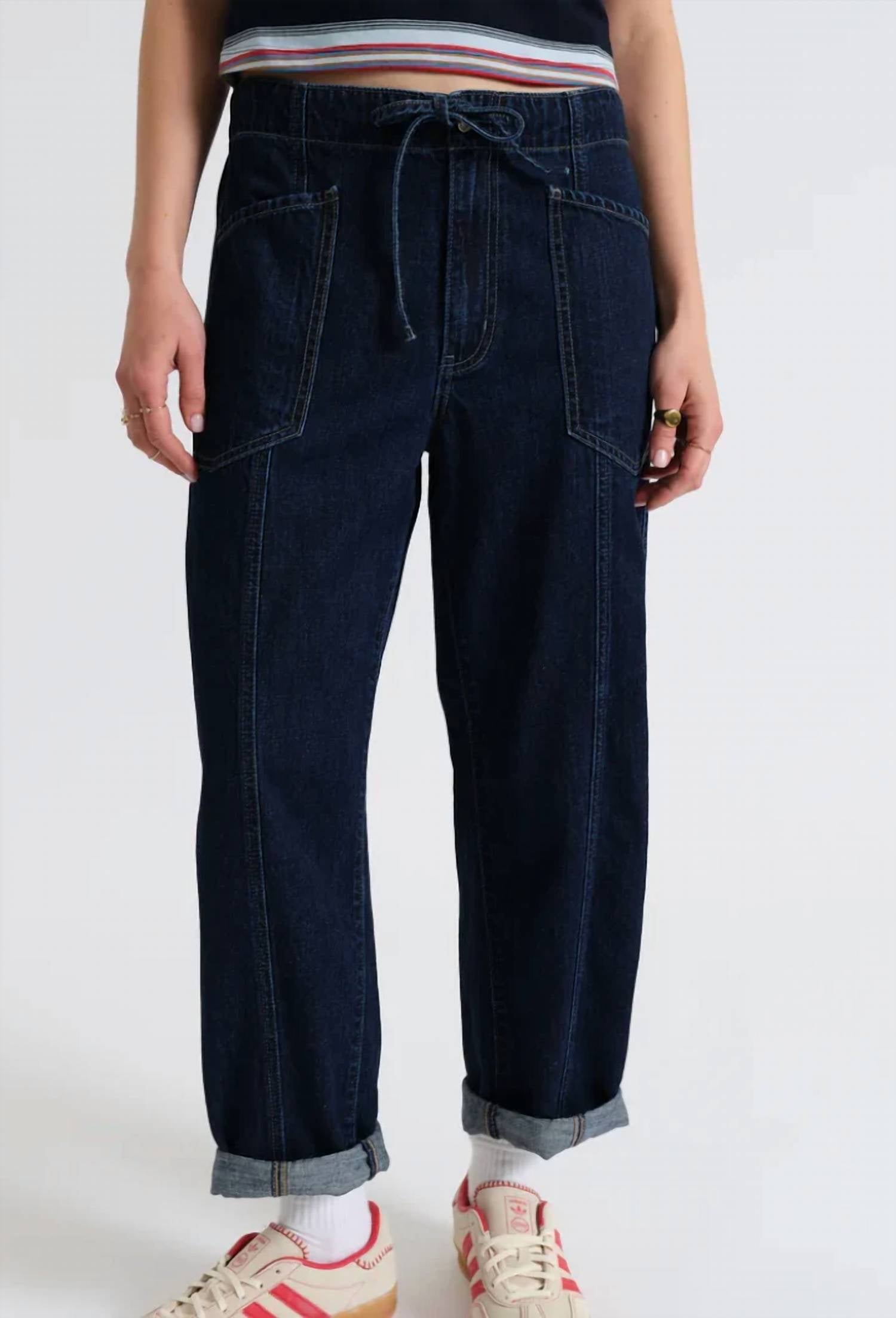 Daze - Villa Tie Jean