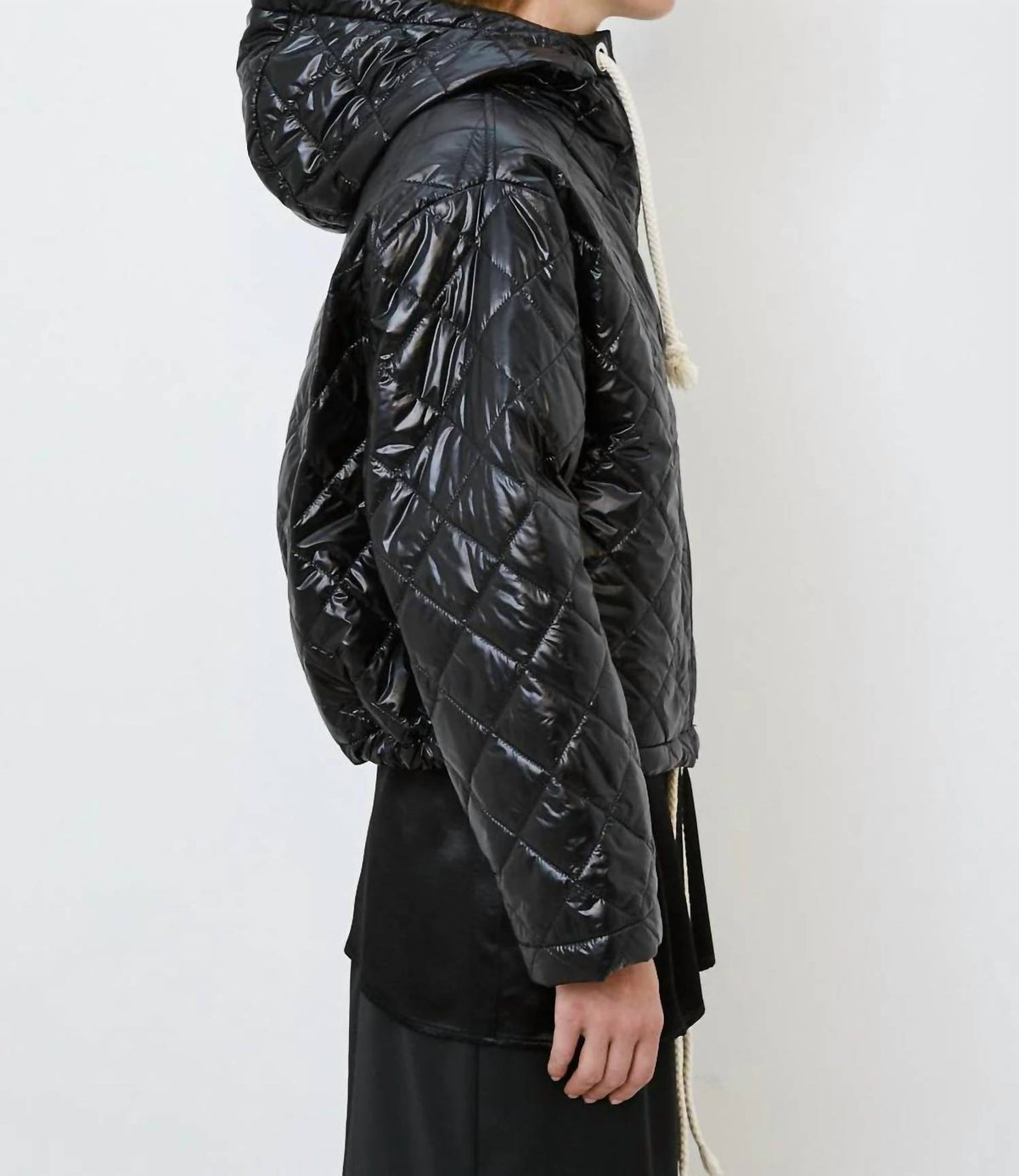 Meimeij - Short length quilted jacket