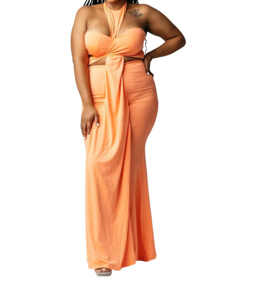 Blithela - Sleeveless Maxi Dress With Cutout