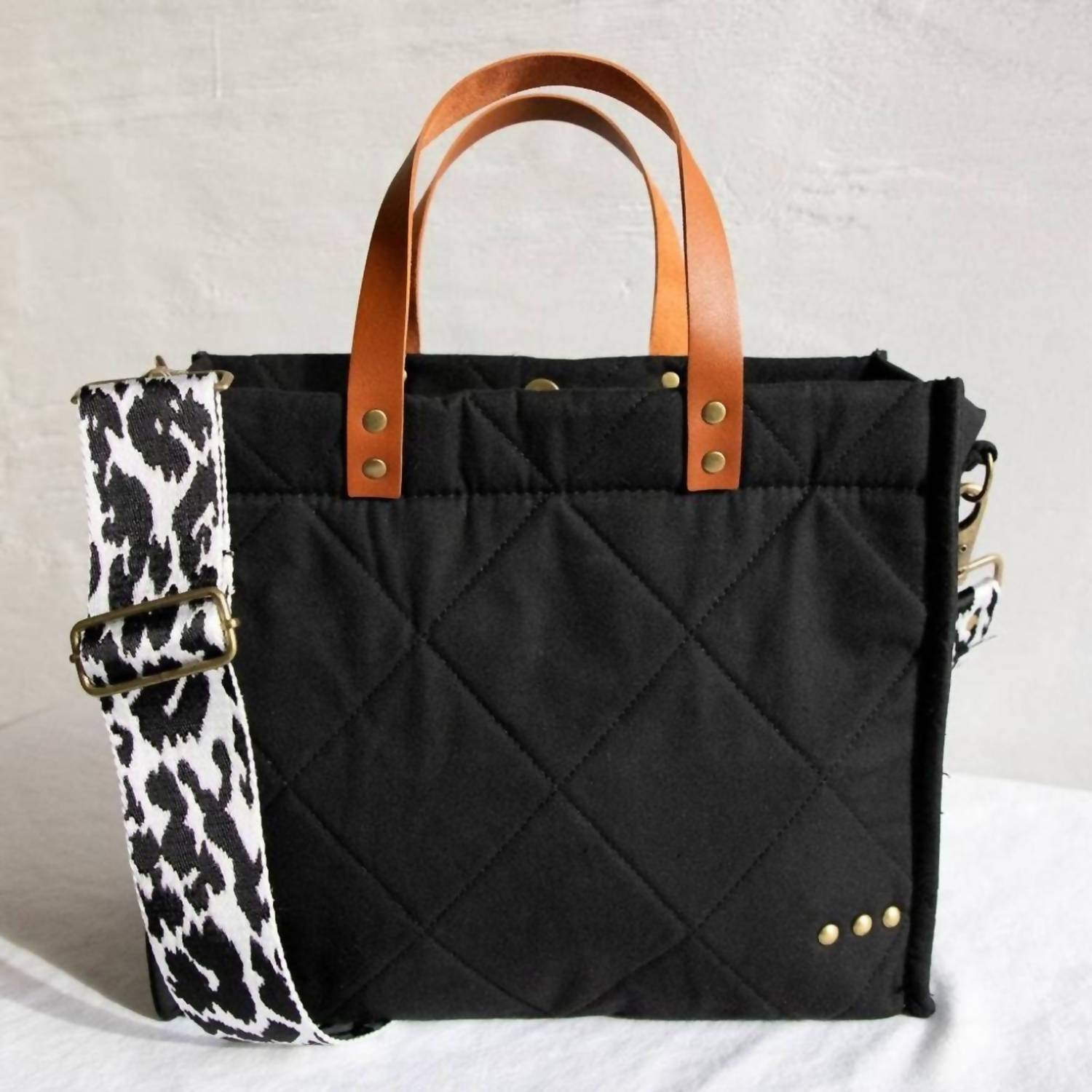 Pretty Simple - Quilted Cotton Tote With Black & White Strap