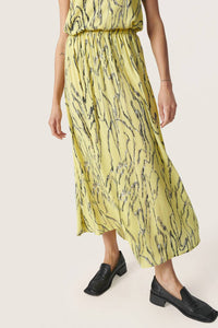 Soaked In Luxury - Zaya Elastic Waist Midi Skirt