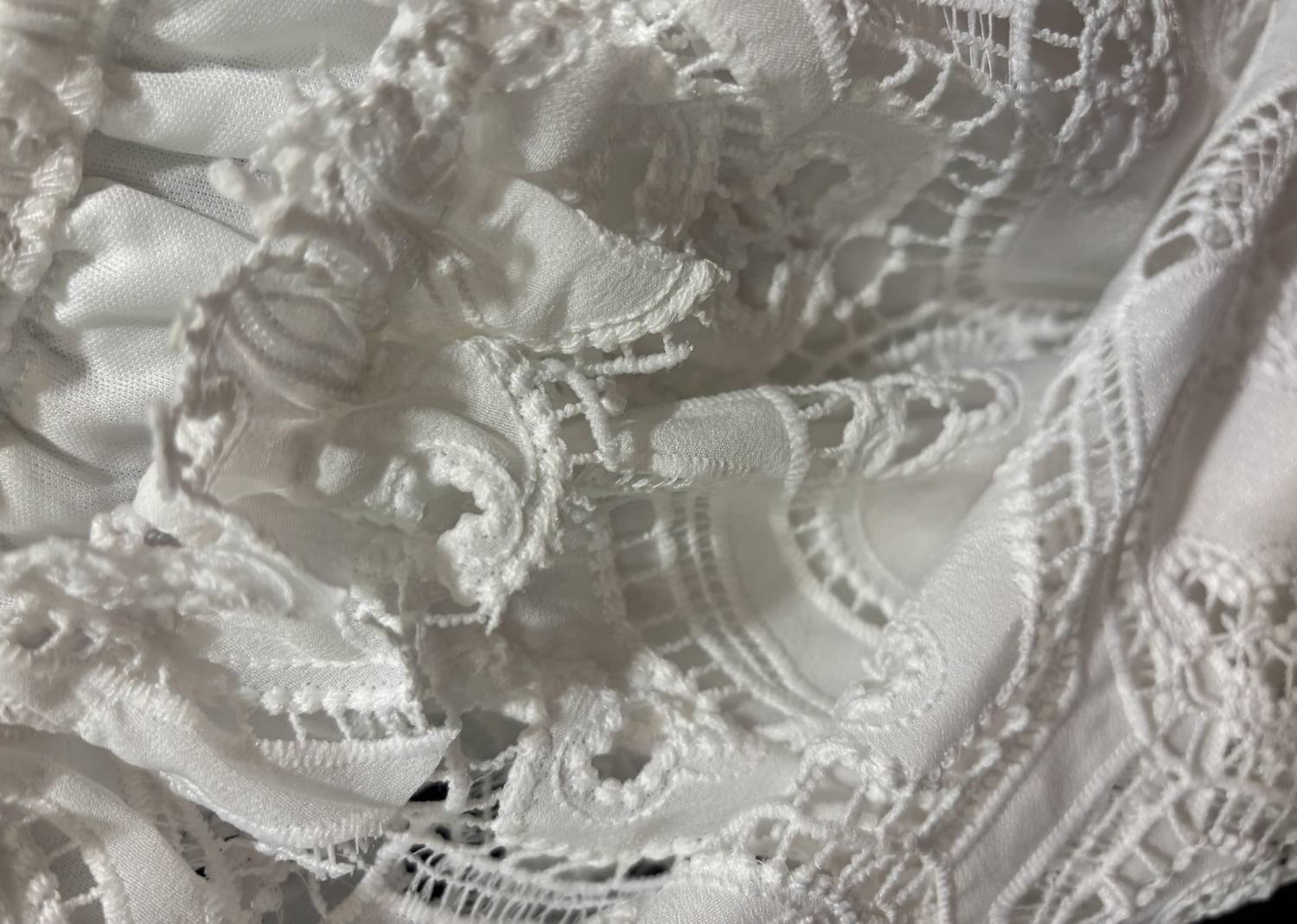 Azi - lace peasant blouse