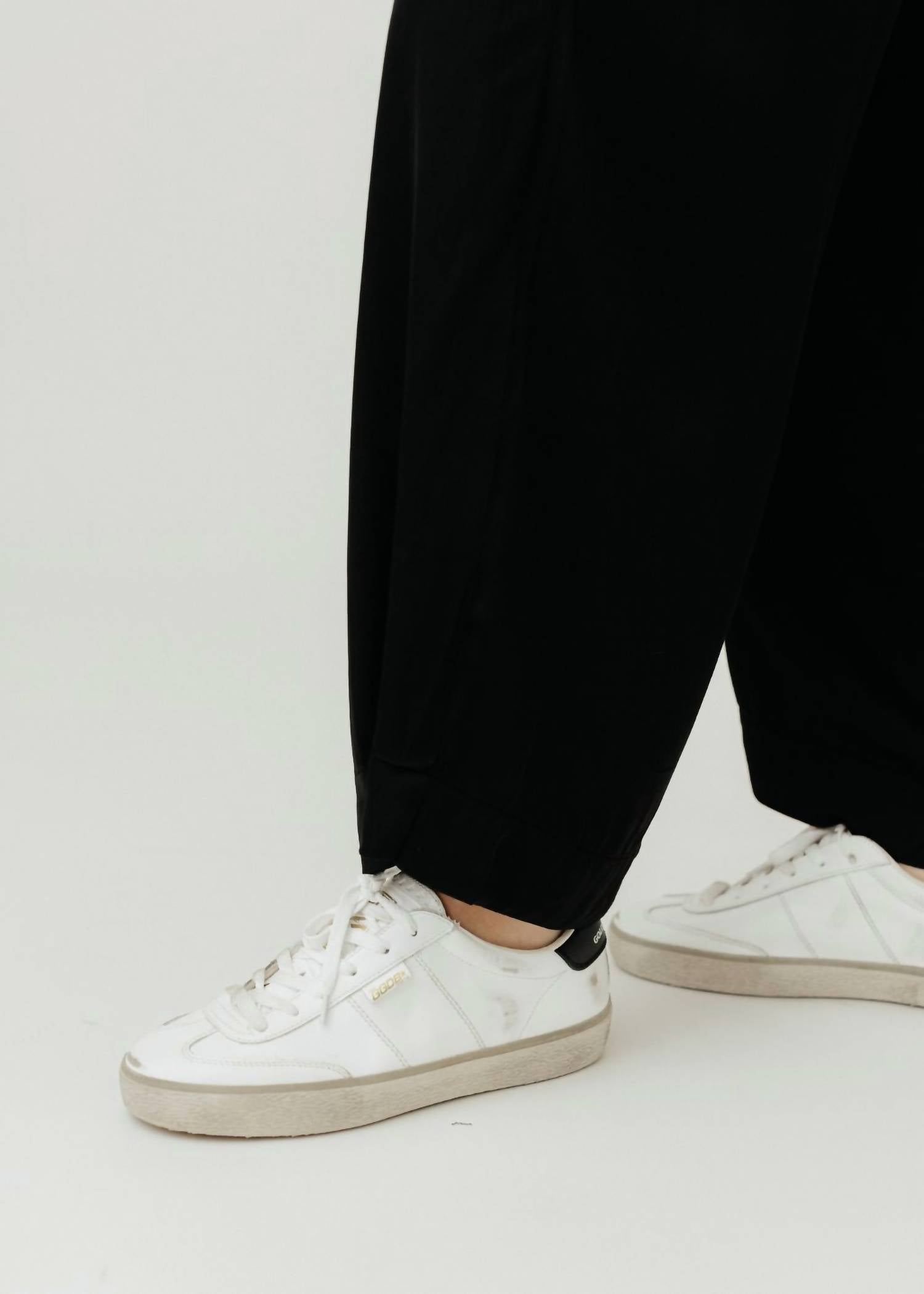 Golden Goose - Women's Soul-star Sneaker