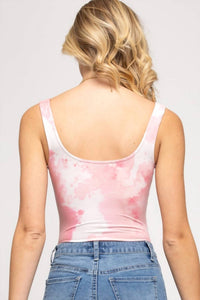 She + Sky - Sleeveless Tie dyed knit bodysuit
