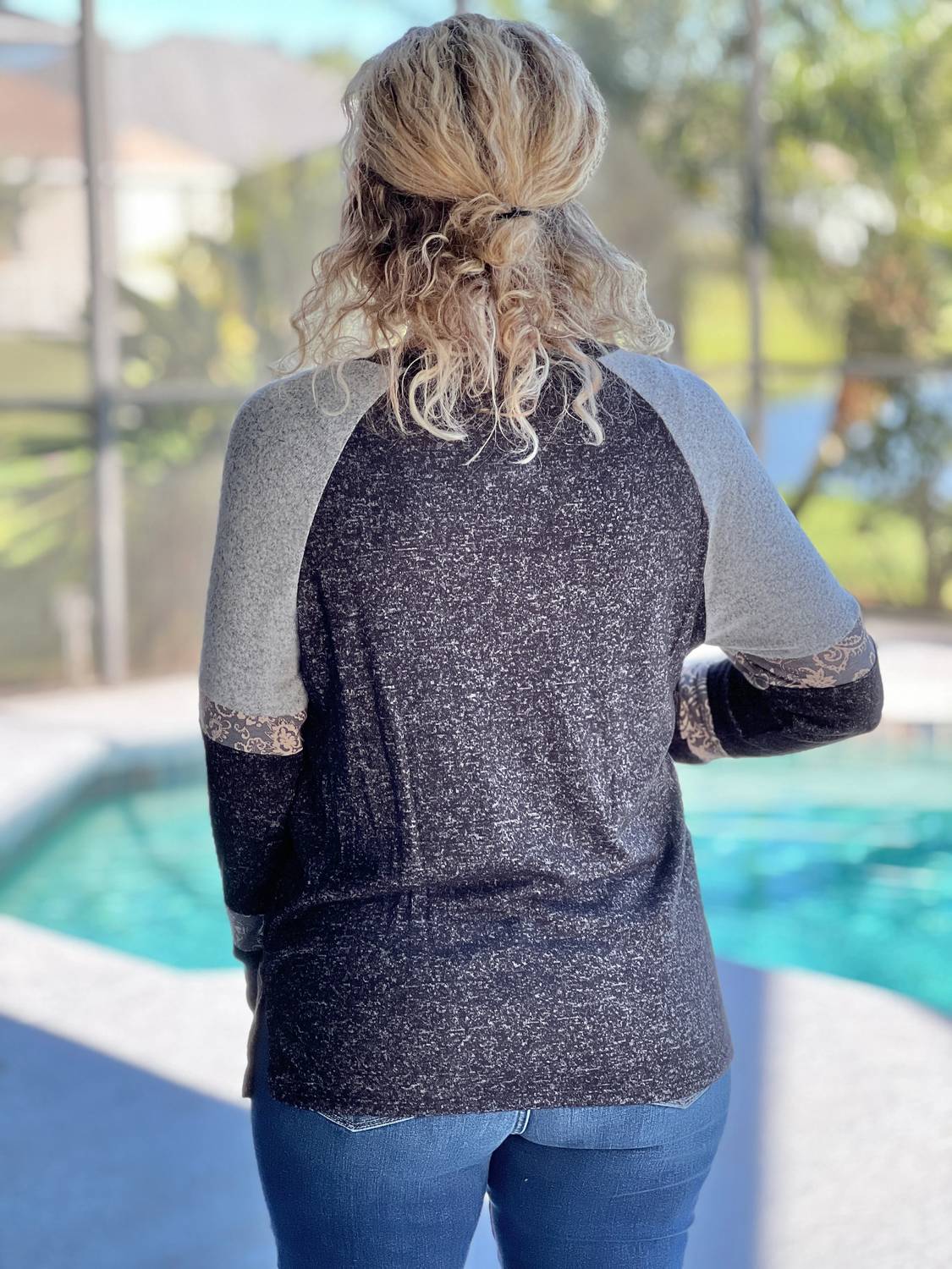 Adora - Pop Of Paisley Top