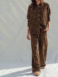Urban Daizy - Print Set–oversized Button-up Shirt & Relaxed Pants Set