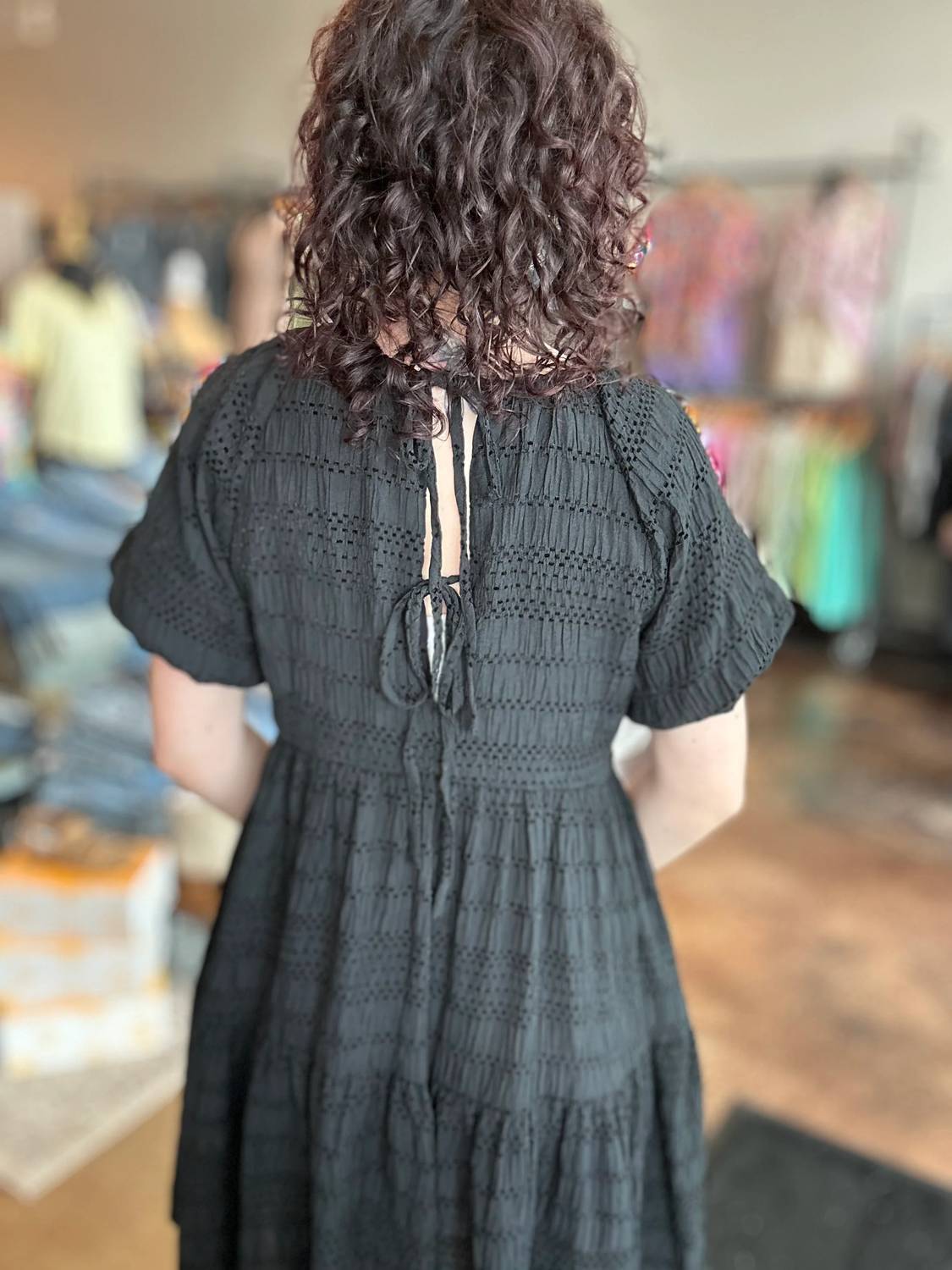 Gigio - Textured Loose Fit Dress With Bow Ties
