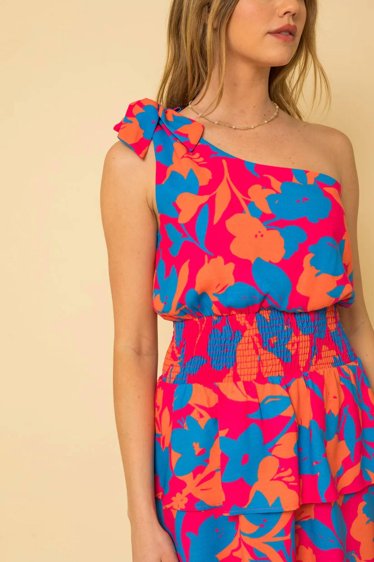 Gilli - Sleeveless One Shoulder Smocked Floral Dress