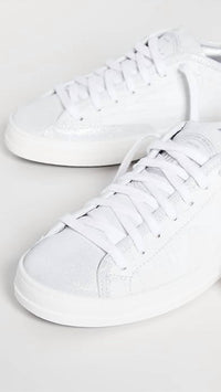 P448 - Women's Johnny Sneaker