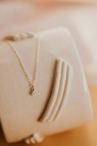 Hello Adorn - Women's Solitaire Necklace