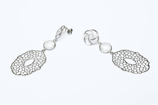 Avenue Chic - Women's Filigree Pendant Earrings