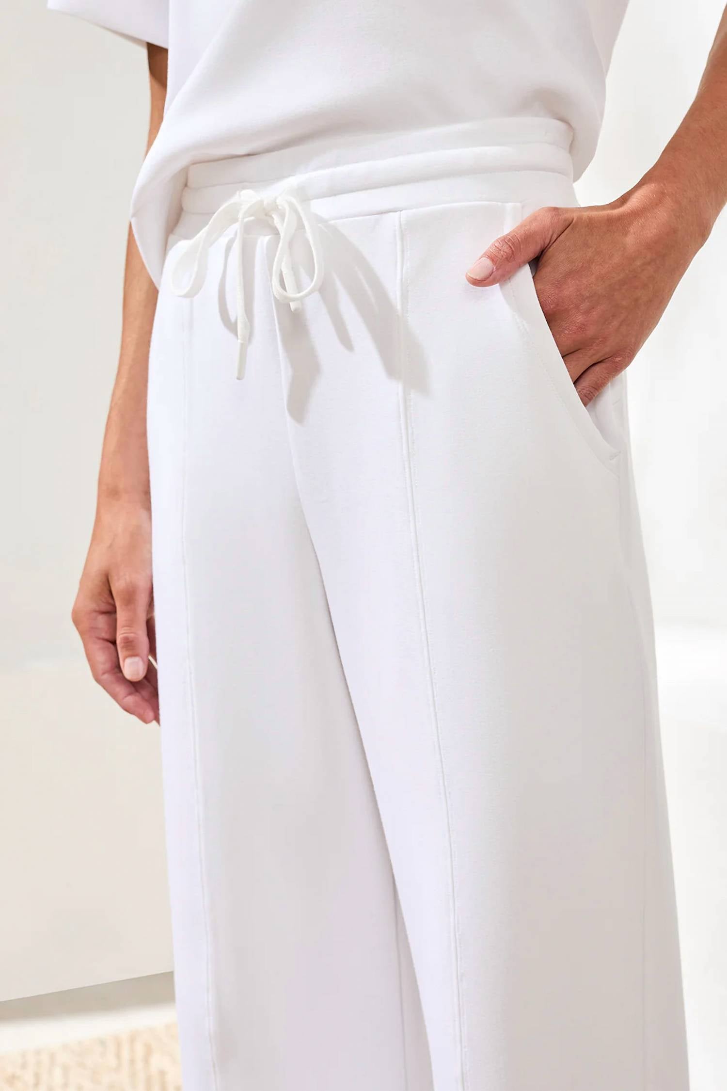 Tribal - Techno Lux Pull-on Capri Pants With Drawcord