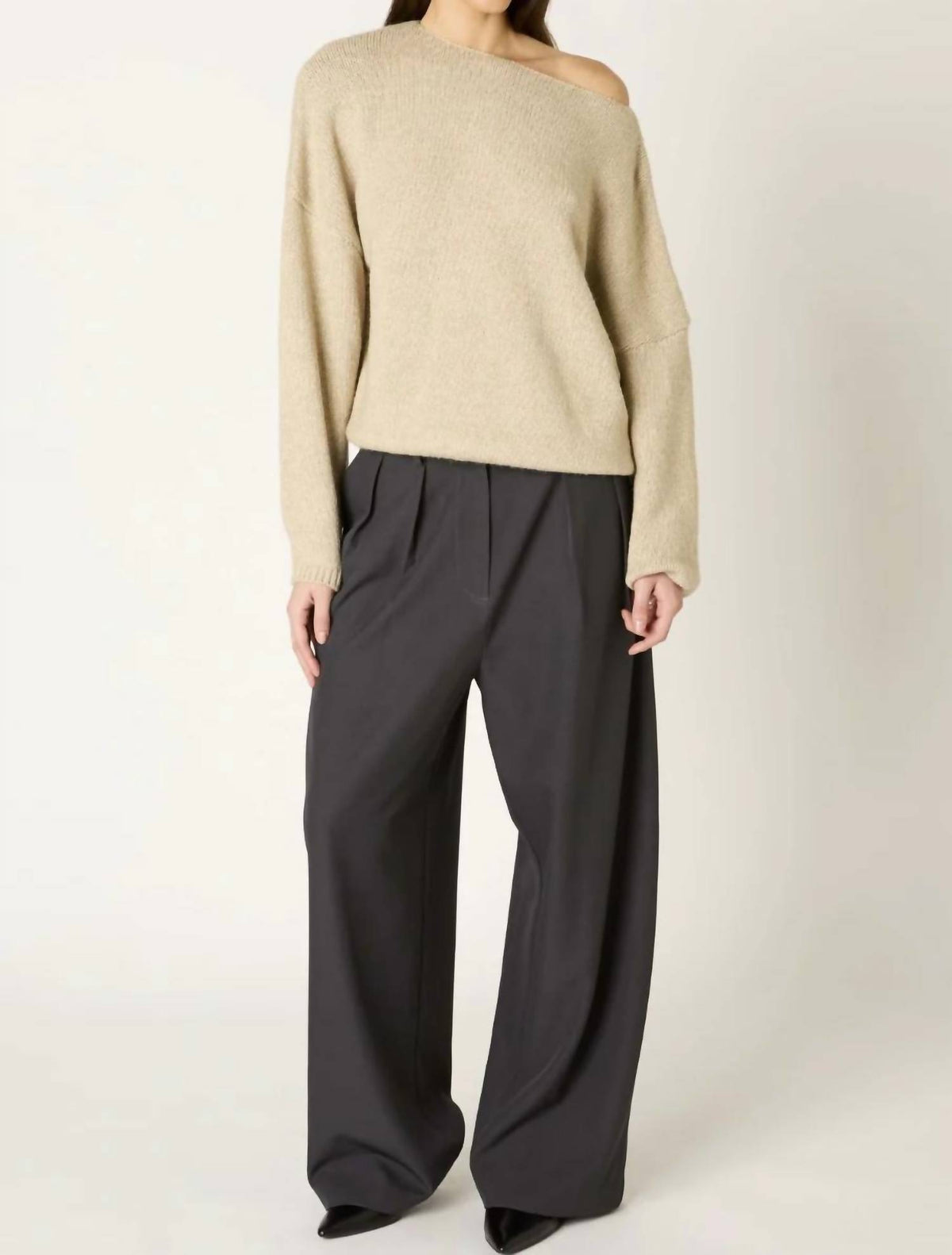 Nia - Nightmoor Off-the-shoulder Sweater