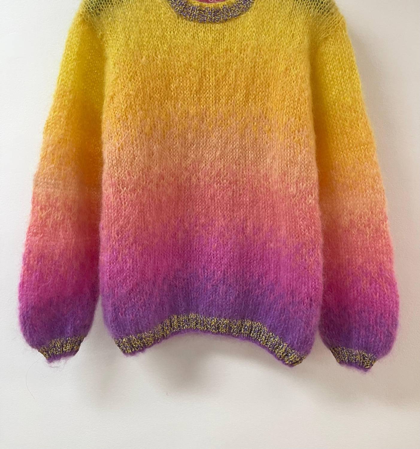 Rose Carmine - O Tie & Dye Sweater