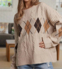 Adora - Diamond Pattern Cable Knit Sweater