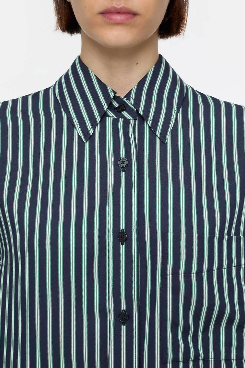 Closed - oversize shirt