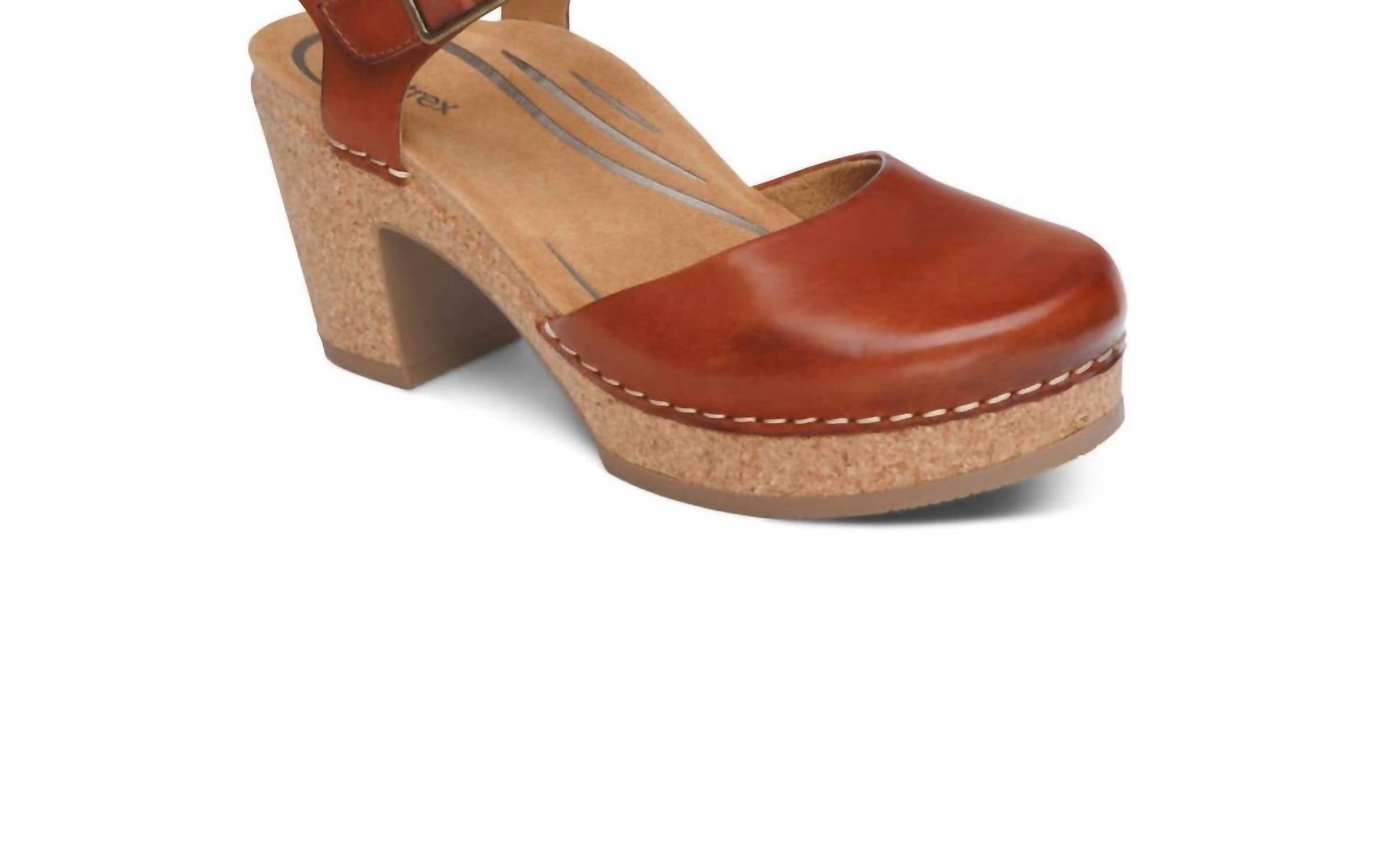 Aetrex - Women's Finley Clog Sandals