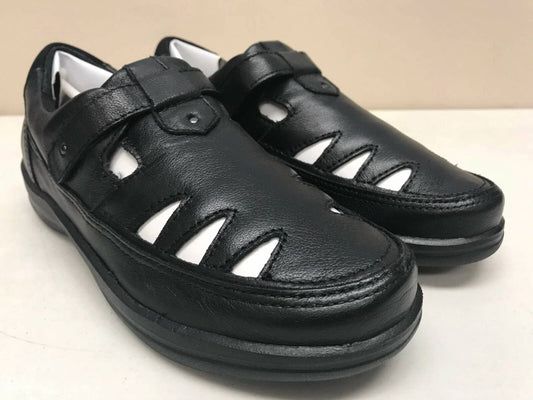 Apex - Women's T-strap Fisherman Shoe