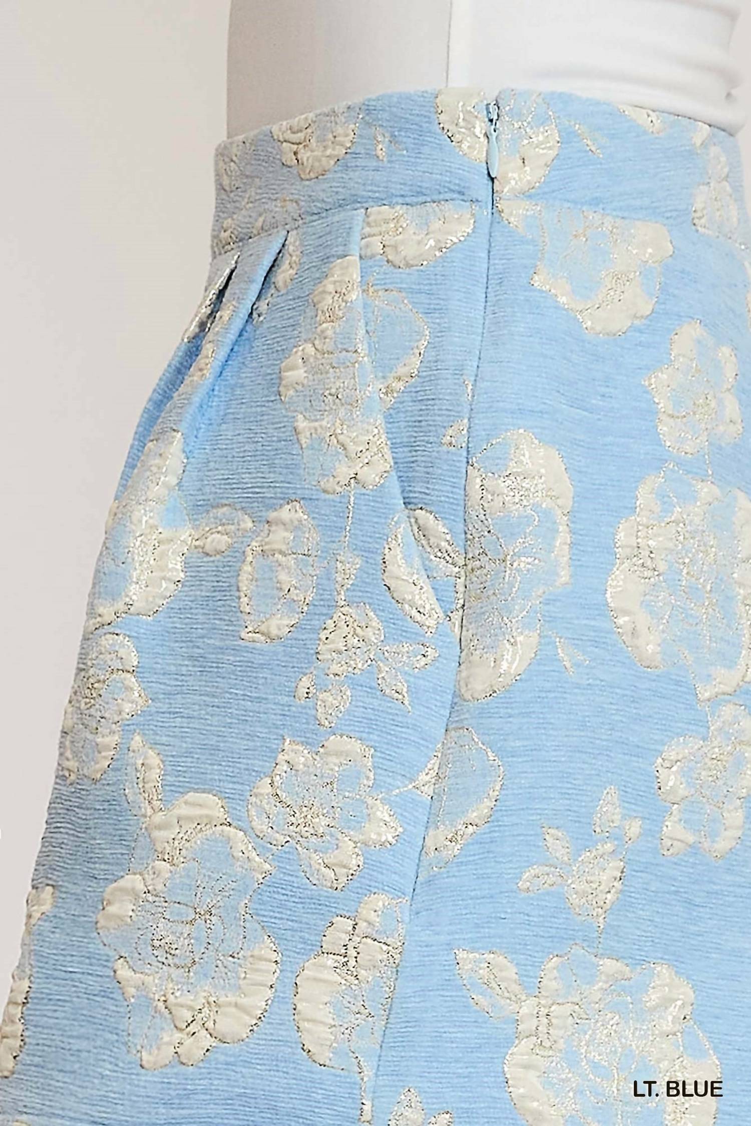 Umgee - Metallic Floral Pleated Shorts
