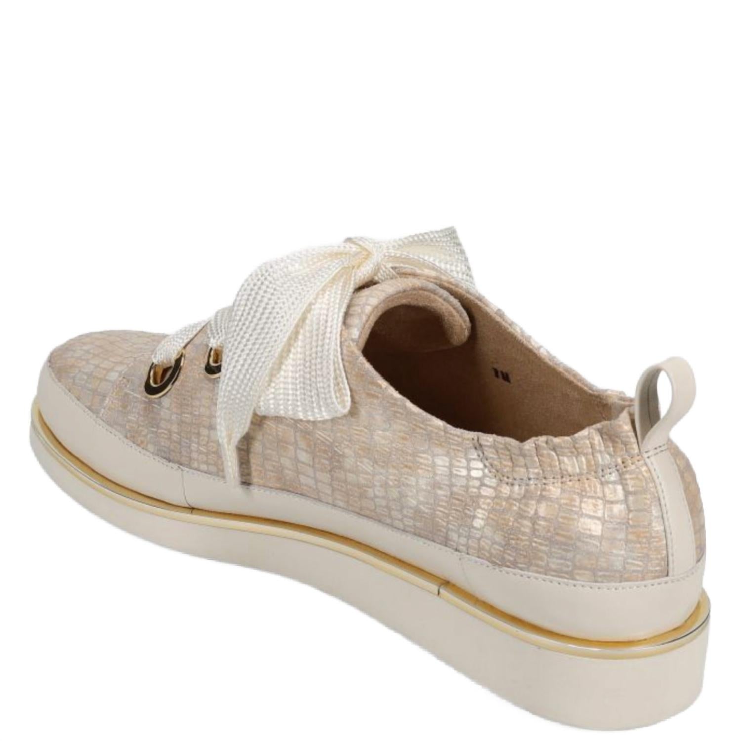 Vaneli - Women's Quenda Lace Up Shoe
