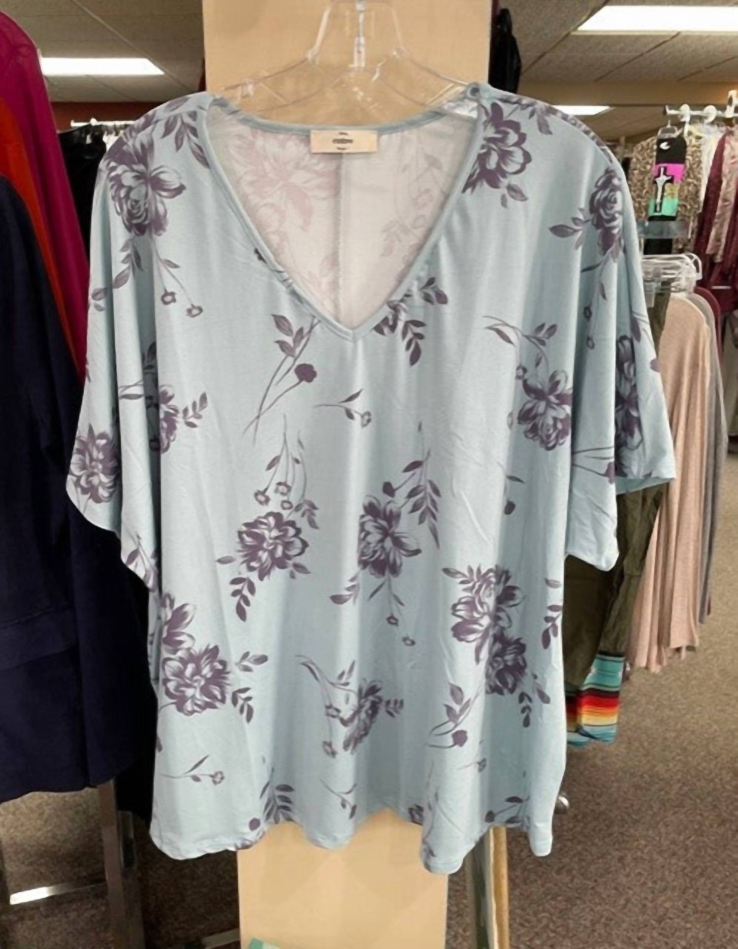 Entro - Floral Pattern V-neck Top