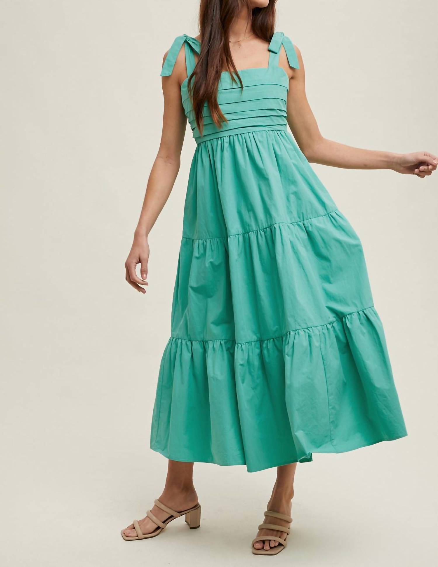 Wishlist - Saxon Midi Dress