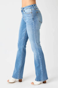 Judy Blue - Mid Rise Vintage Bootcut Jeans