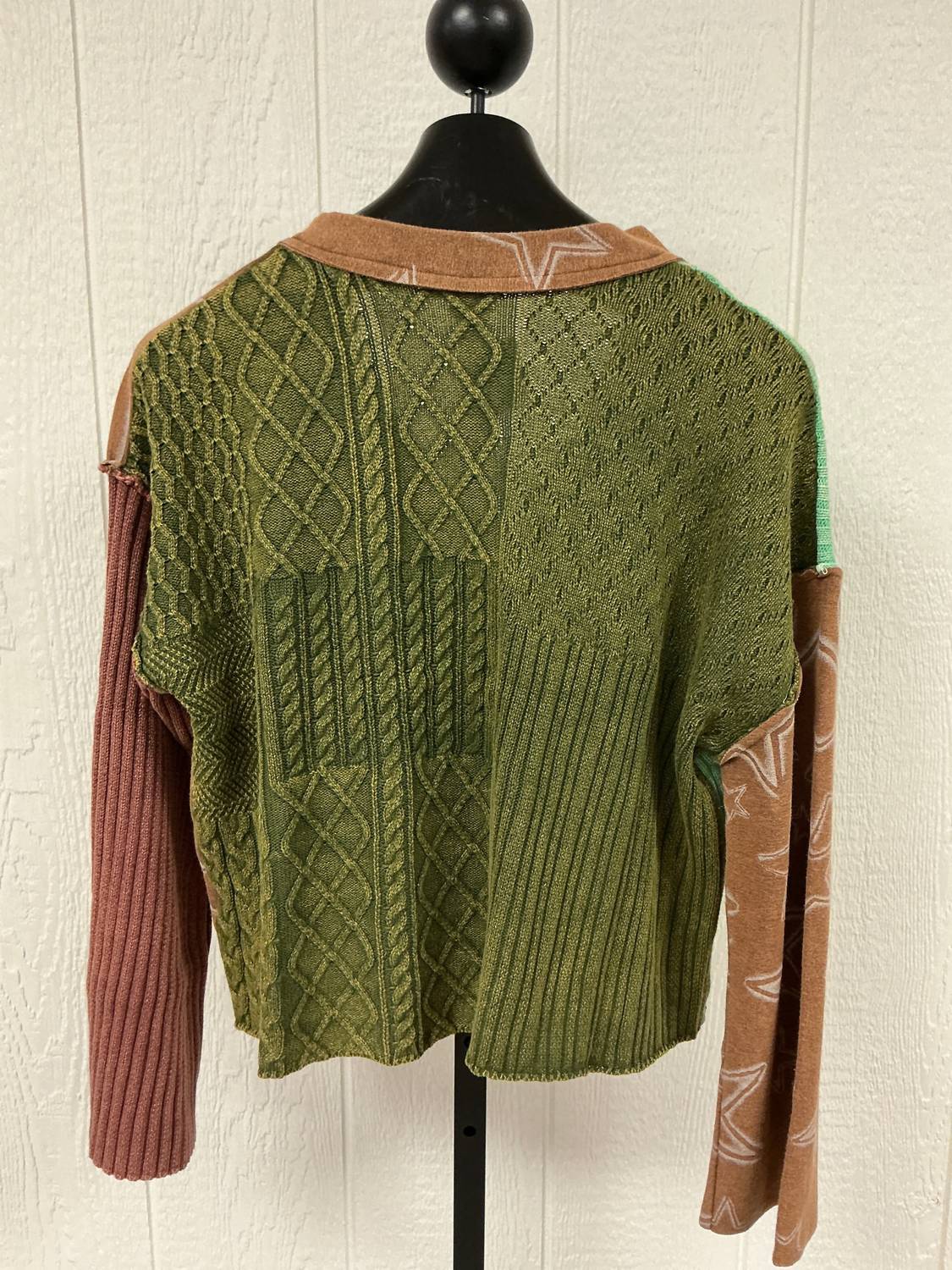 POL Women's Star Pattern Franch Terry Sweater in caramel multi - women's cardigan - detail view