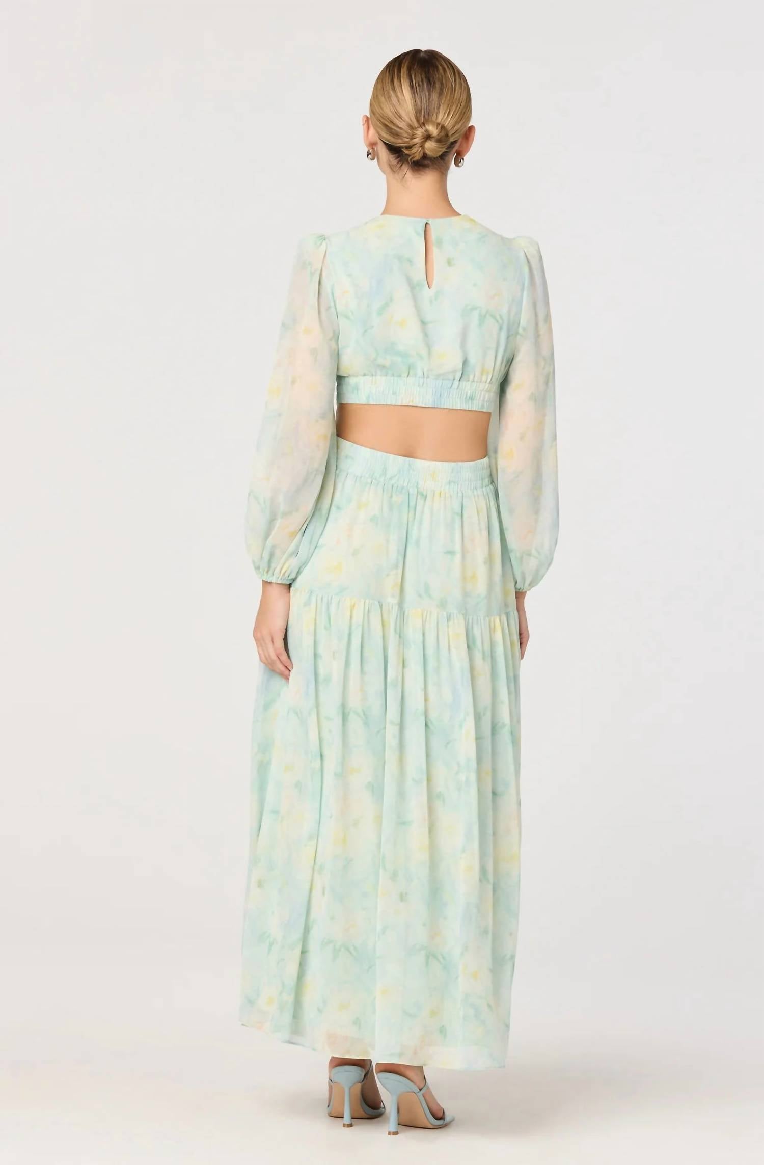 Astr - Klarissa V-neck Maxi Dress
