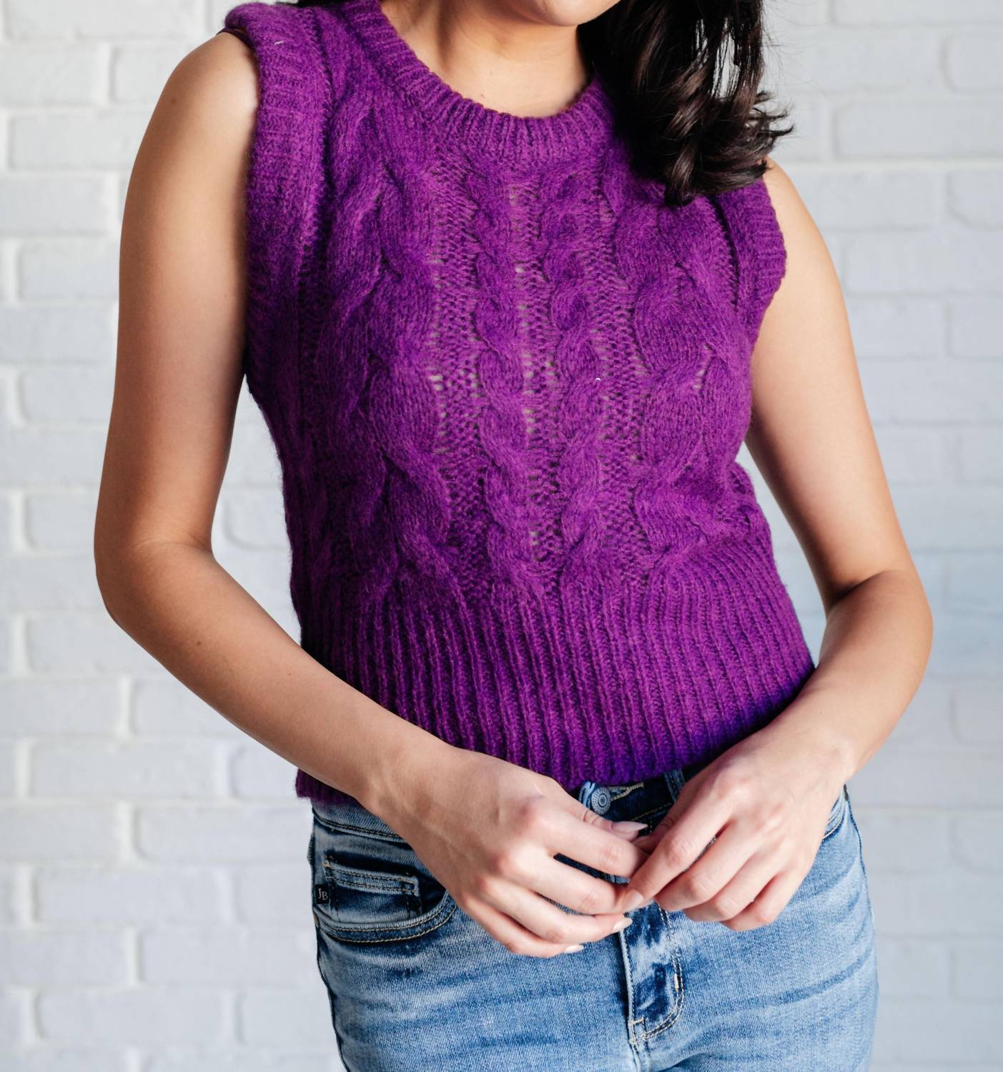 Geegee - Sleeveless Knit Vest