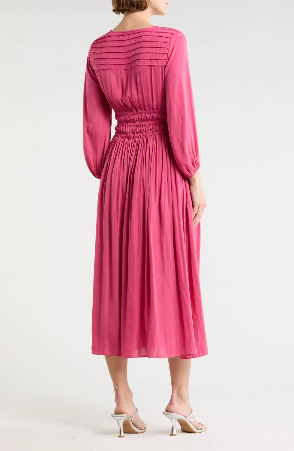 T Tahari - Ruched V Neck 3/4-sleeve Midi Dress