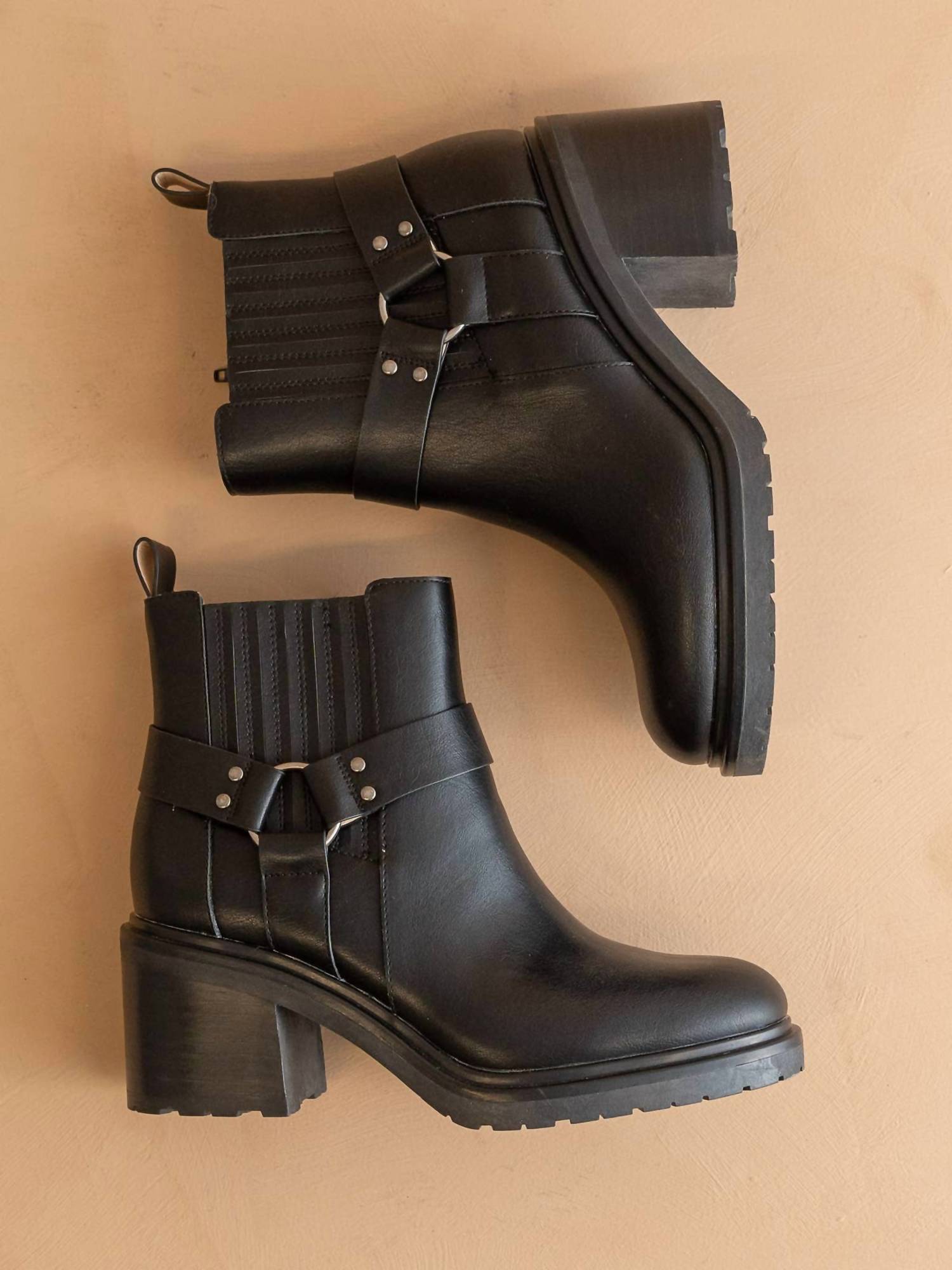 Oasis Society - Women's The Jayden Motorcycle Fall Bootie