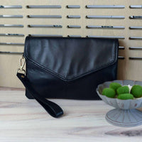 Lauren Lane - Women's Baldwin Wristlet Clutch Bag