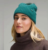Lululemon - Cable Knit Pom Beanie