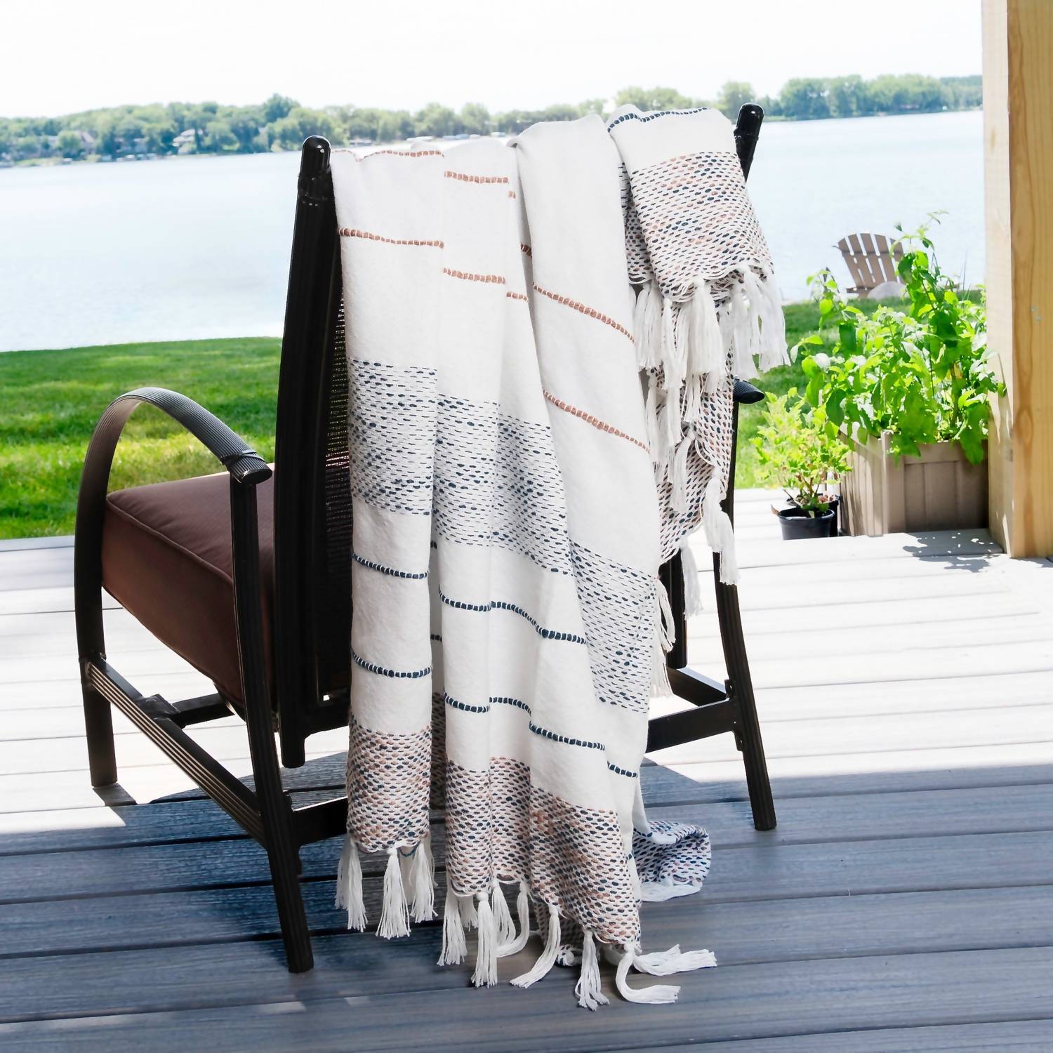 Howard'S - Weave Throw With Fringe Teal