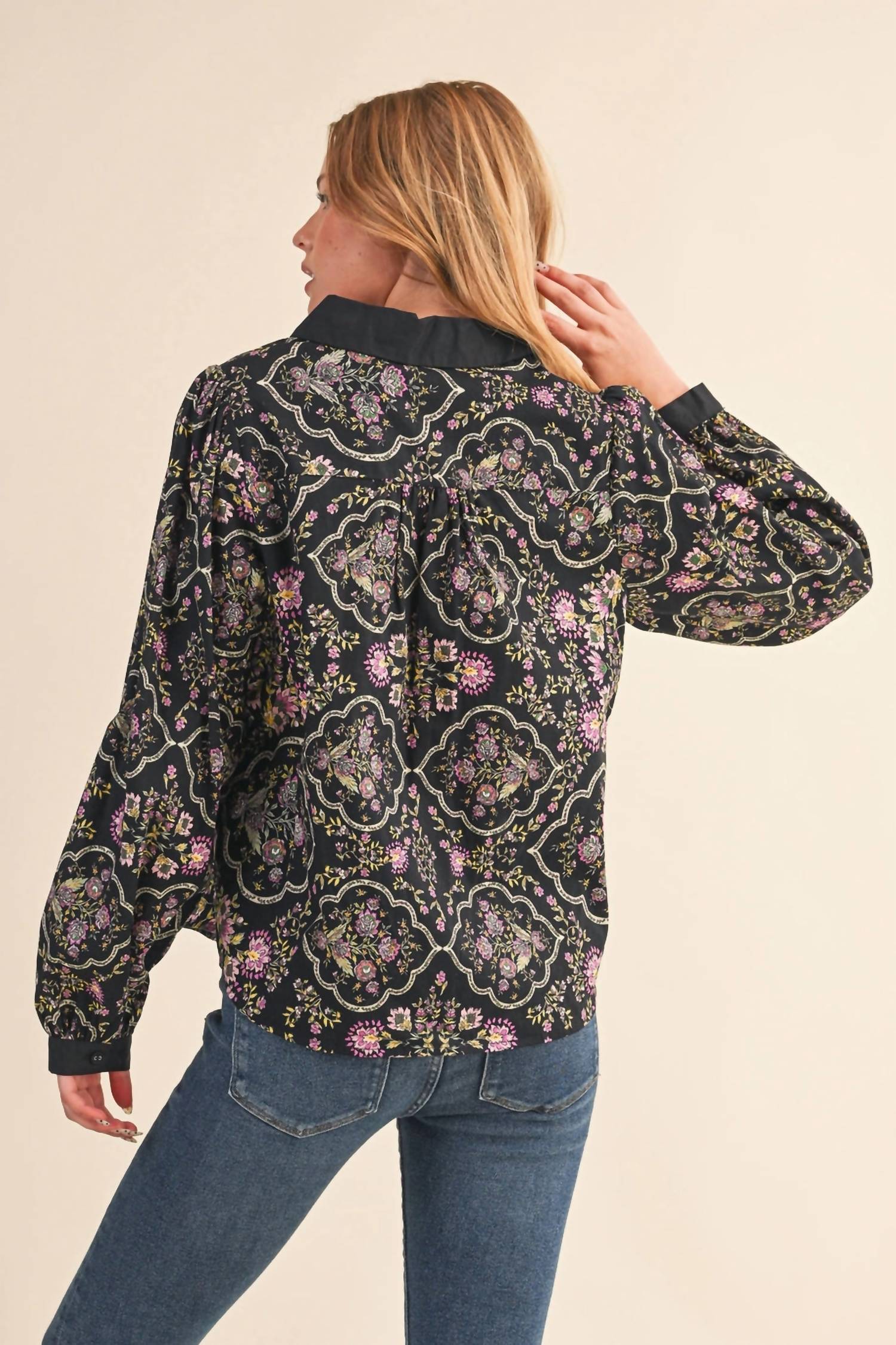&merci Miley Button Up Top in black multi - women's shirt - detail view