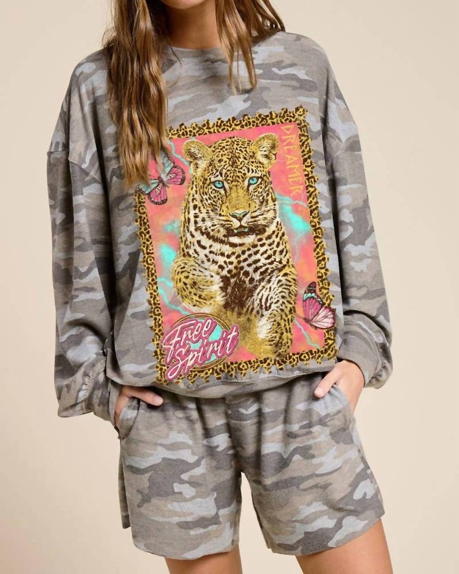 Zutter - Free Spirit Dreamer Leopard Graphic French Terry Pullover