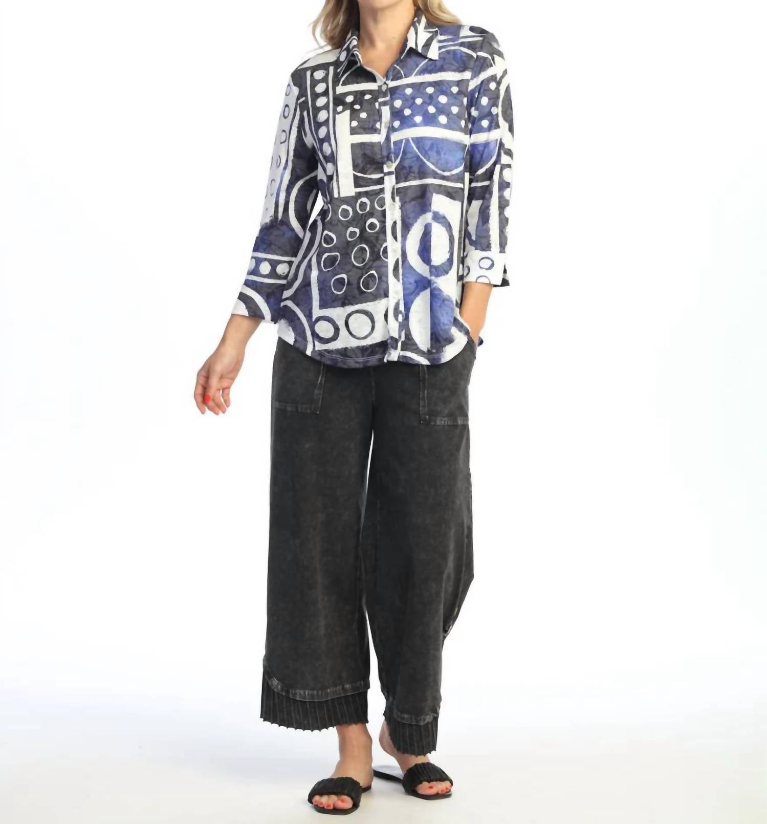 Jess & Jane - Button Down Shirt With 3/4 Sleeve