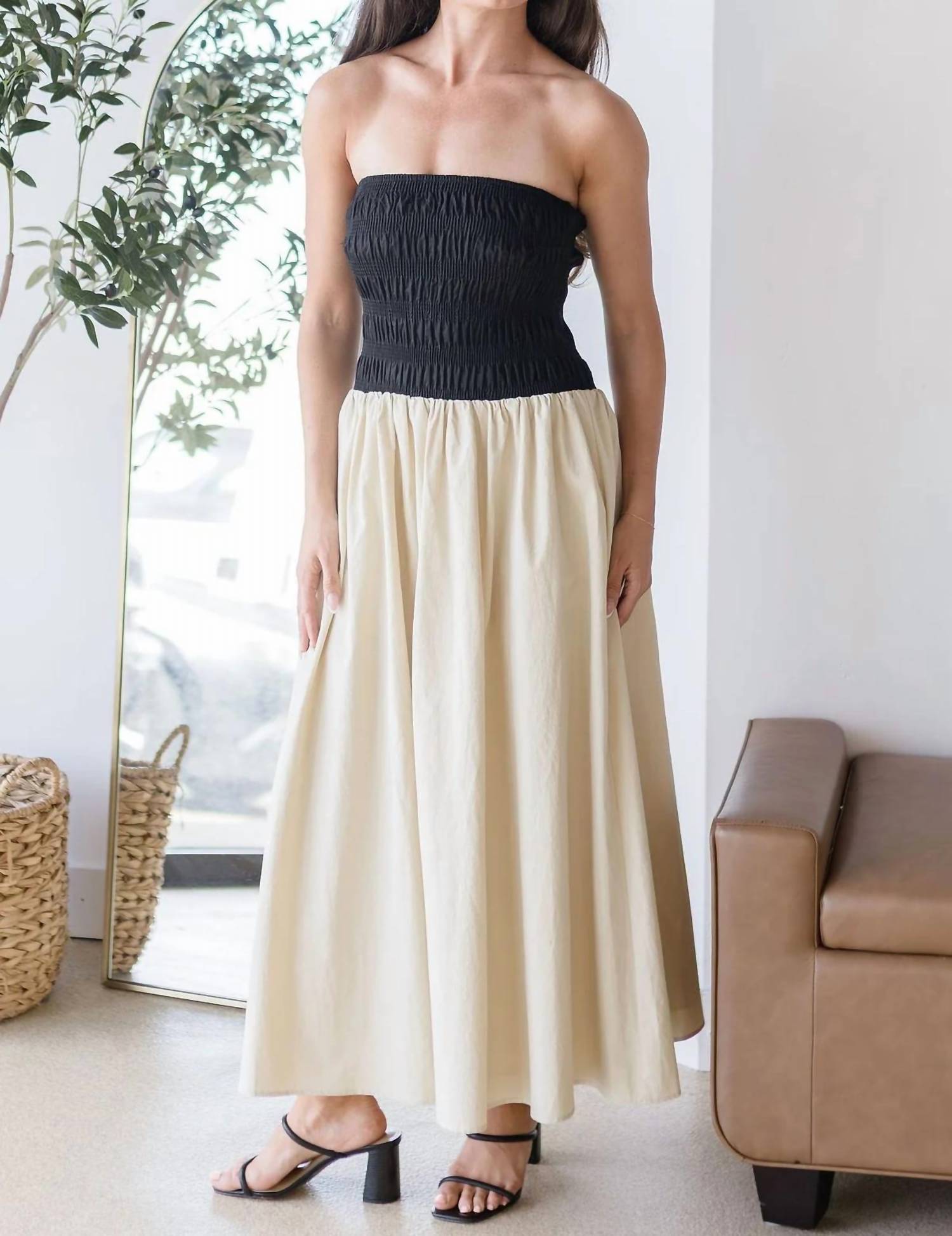 A.Ren - Giselle Bandeau Midi Dress