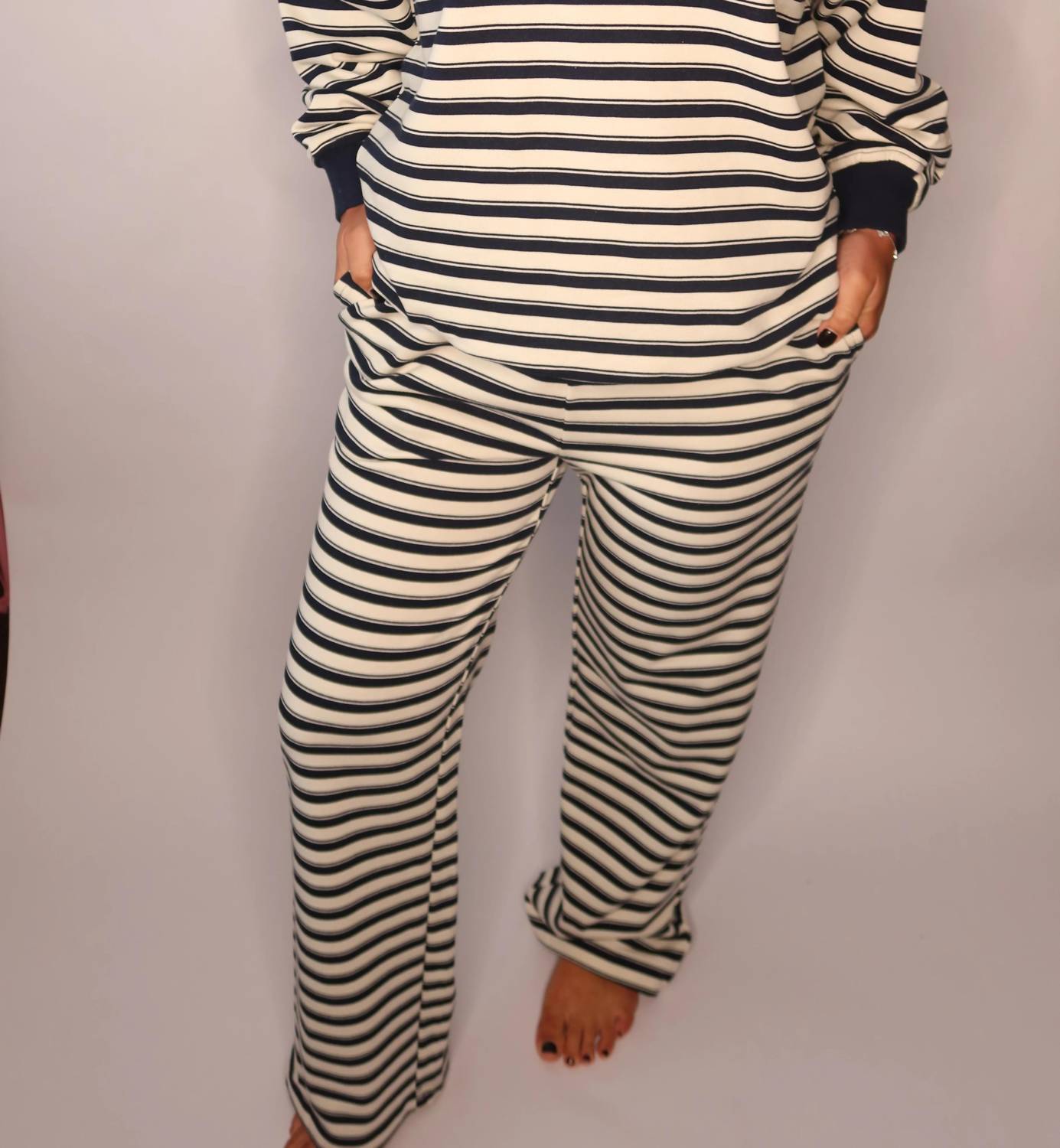 Le Lis - Sunday Stripe Sweatshirt